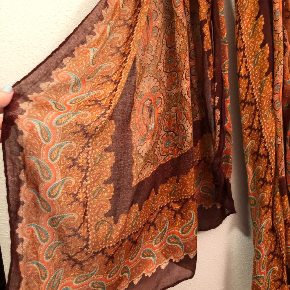 Scarf - Picture 6 of 7